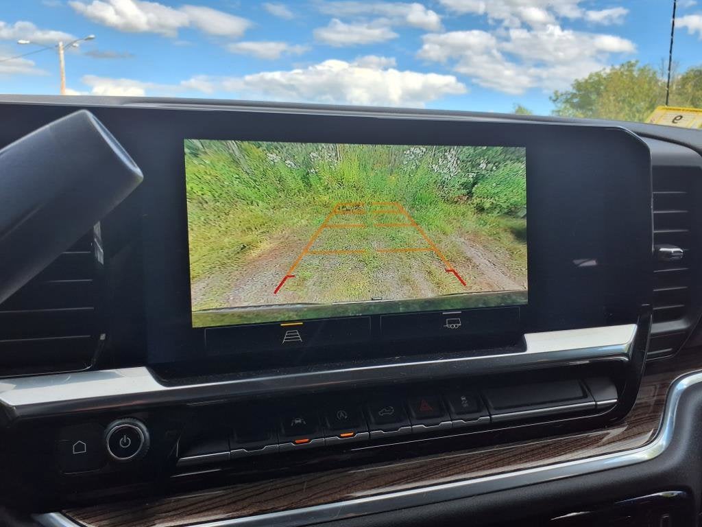 2022 Chevrolet Silverado 1500 LT (2FL)