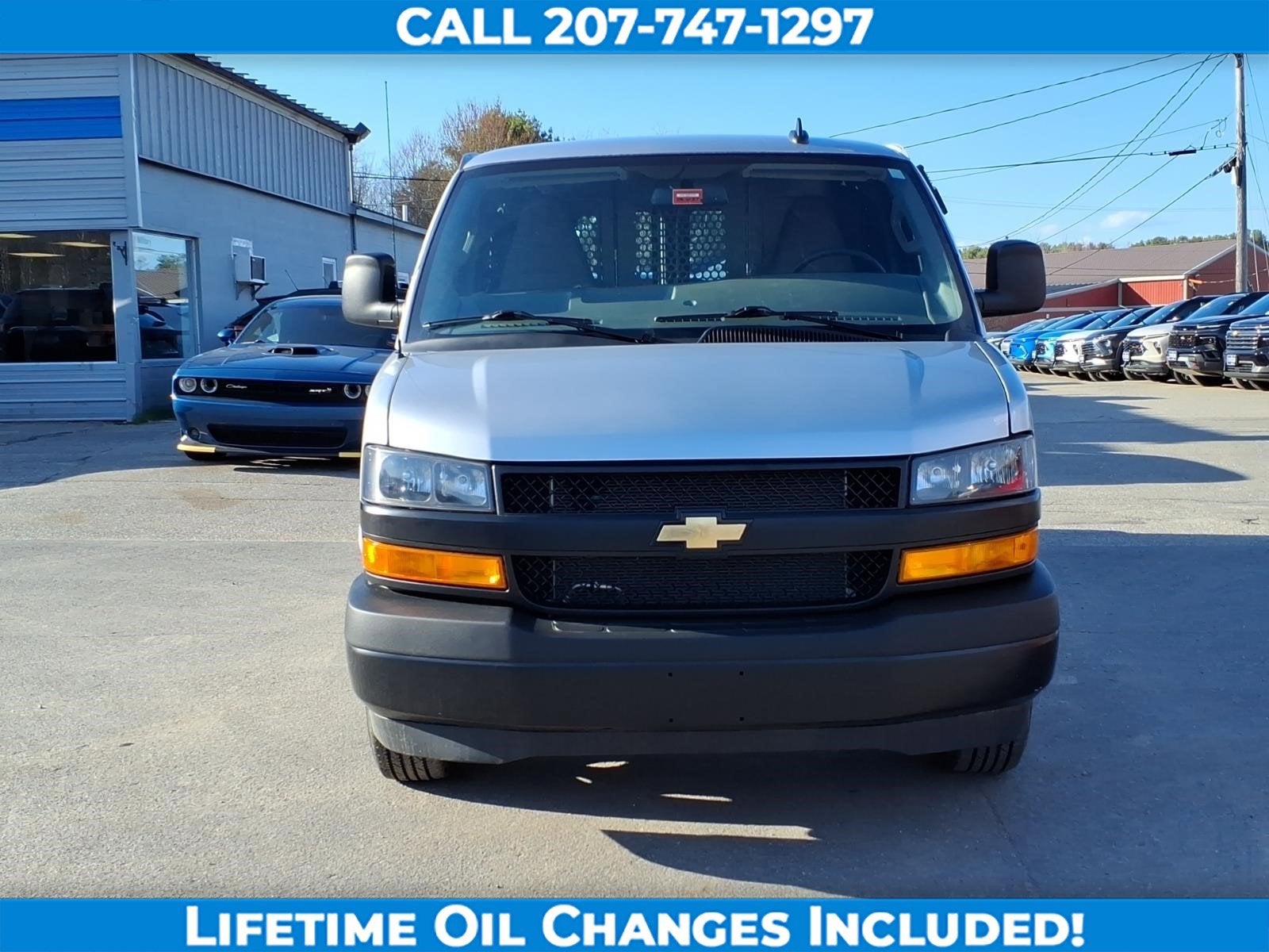 2025 Chevrolet Express Cargo WT