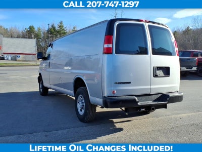 2025 Chevrolet Express Cargo WT