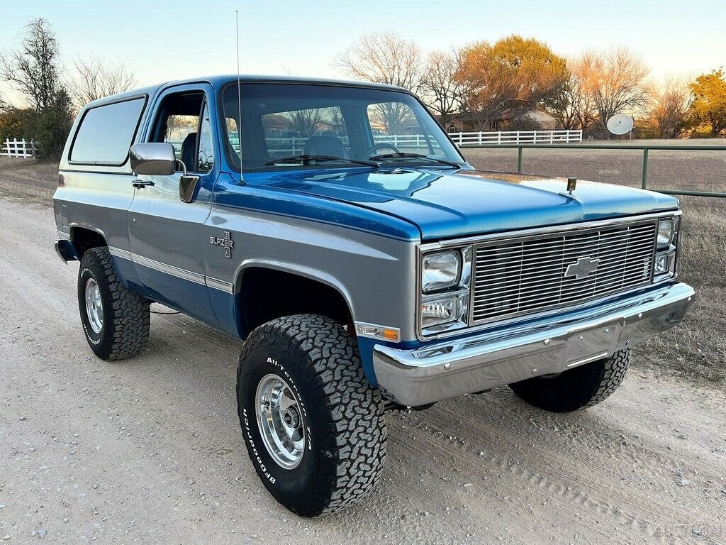 1988 Chevrolet Blazer Base