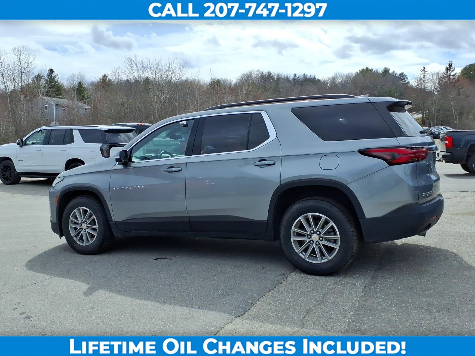 2023 Chevrolet Traverse LT Cloth
