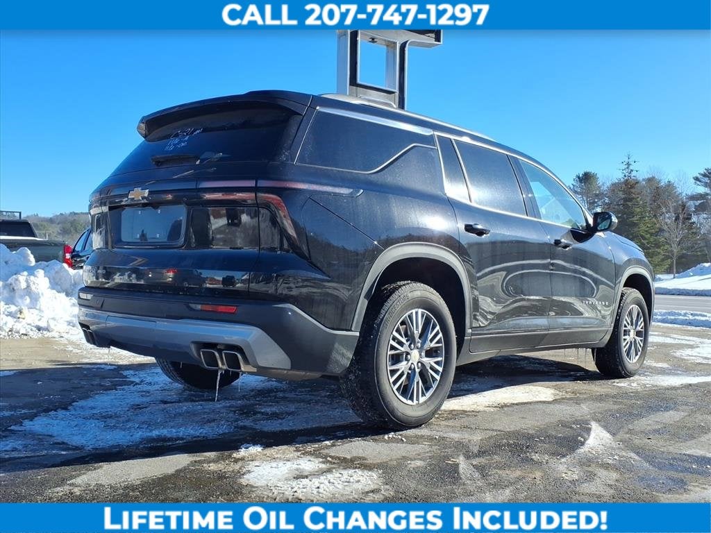 2025 Chevrolet Traverse LT