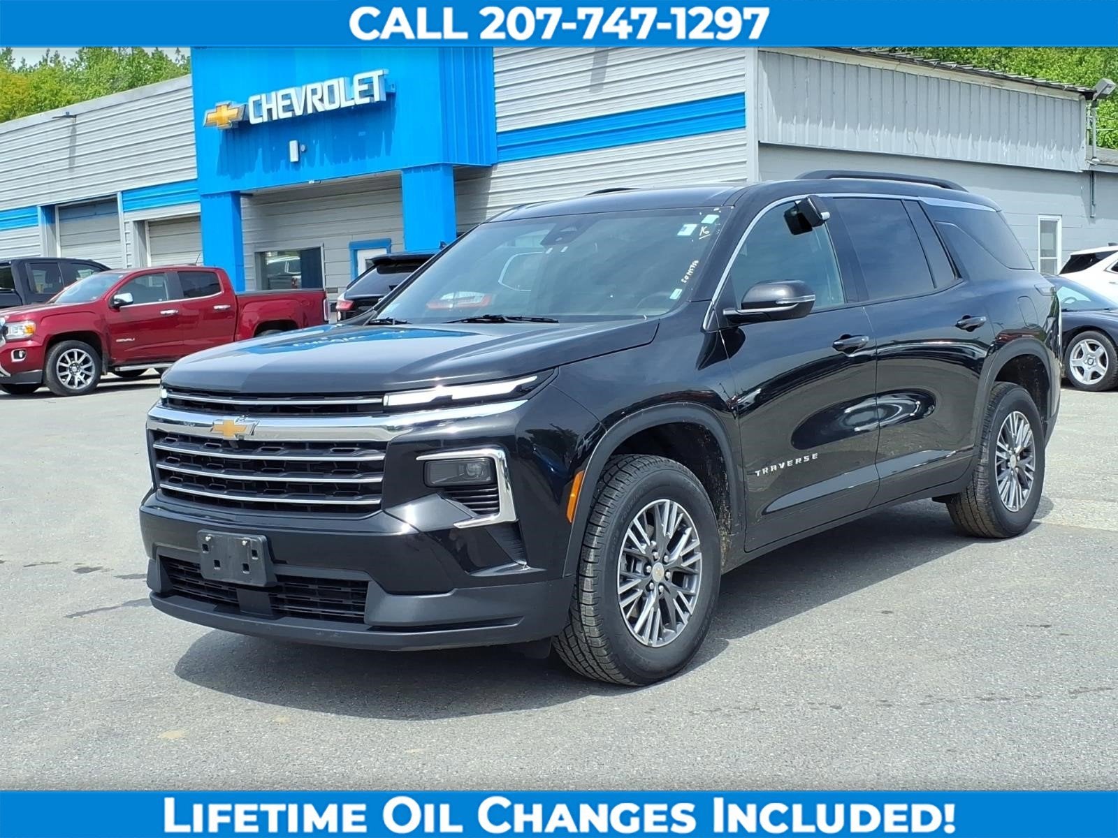 2025 Chevrolet Traverse LT