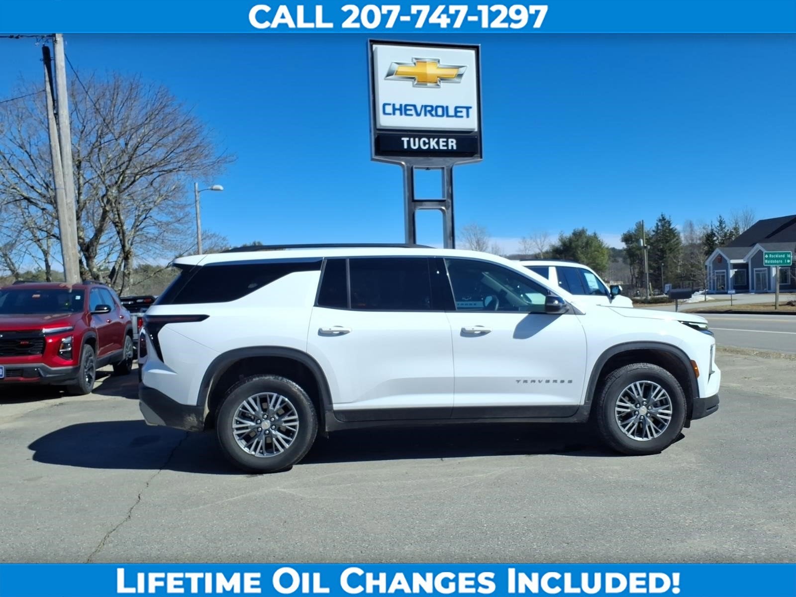 2025 Chevrolet Traverse LT