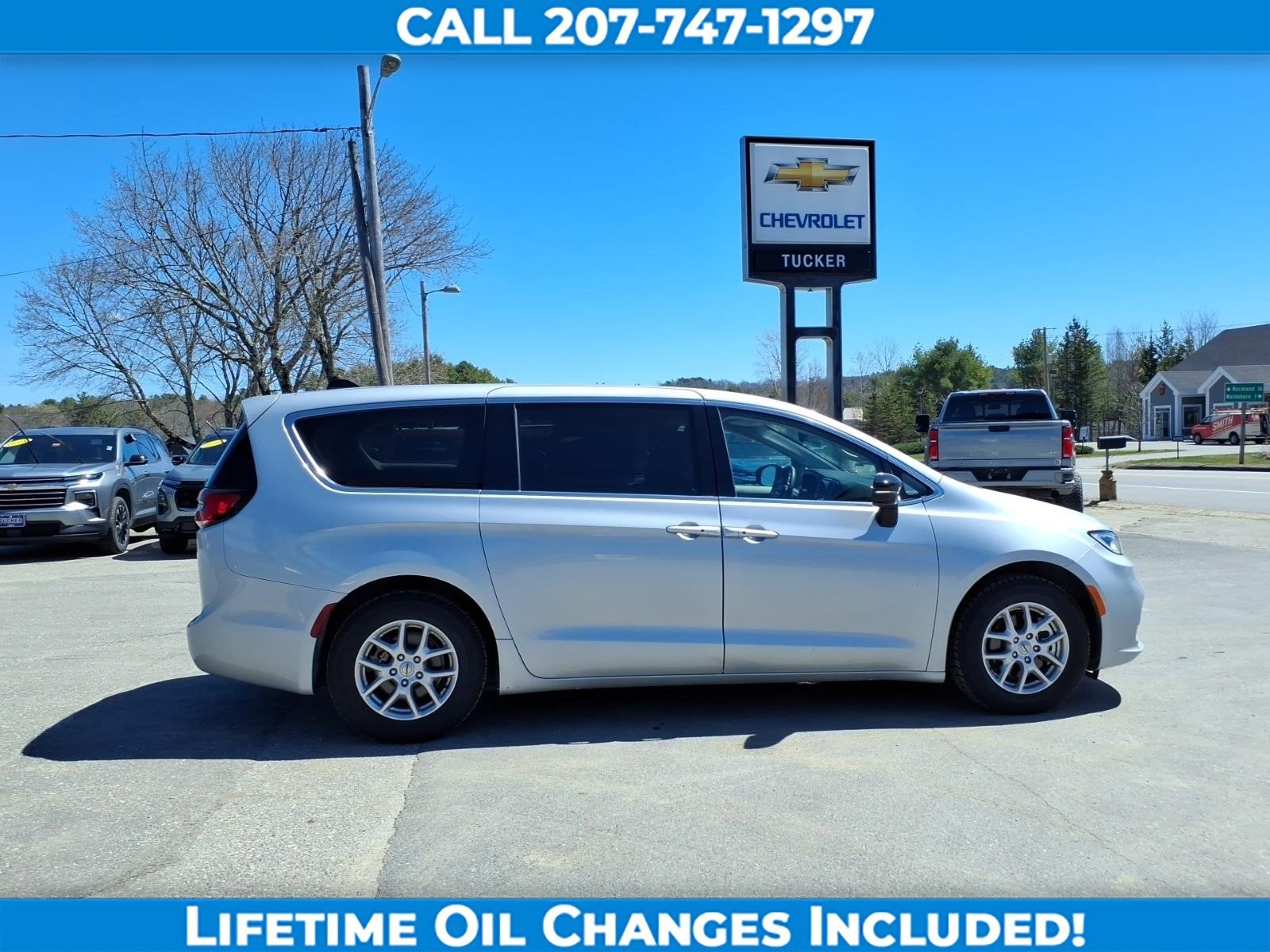 2024 Chrysler Pacifica Touring L