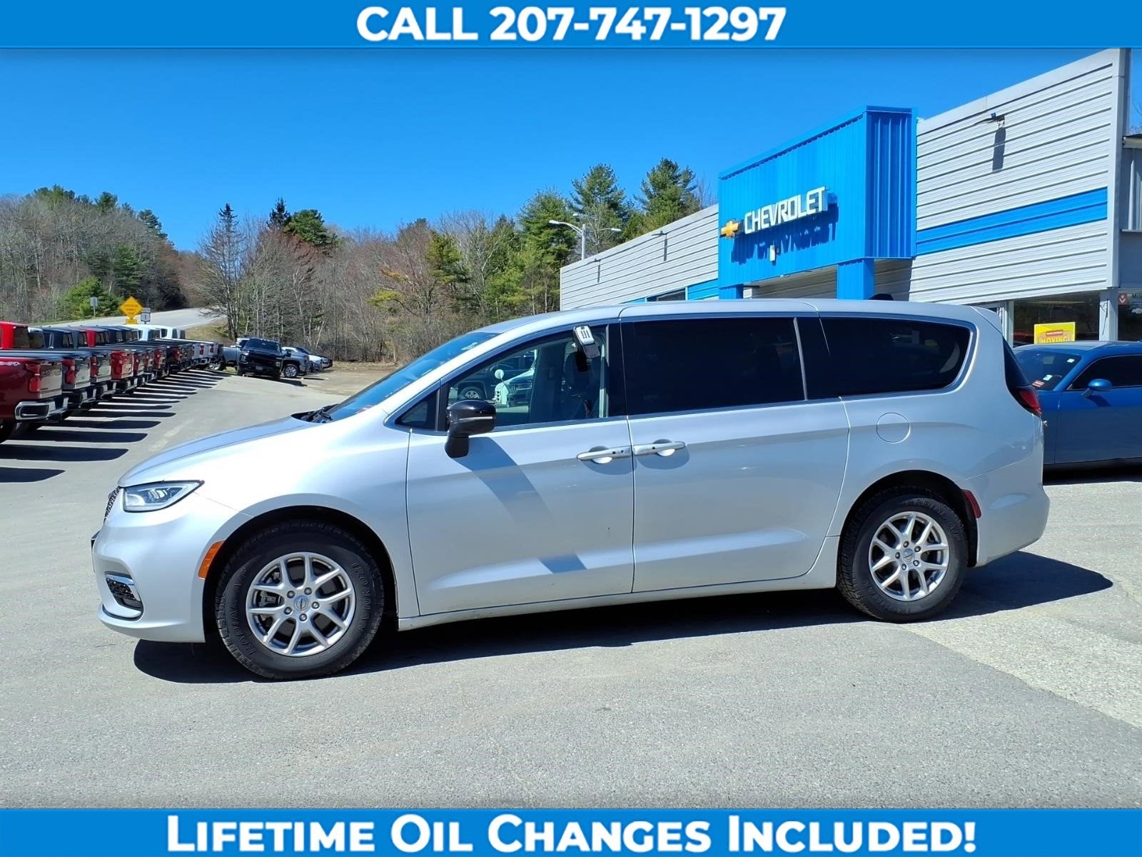 2024 Chrysler Pacifica Touring L