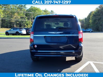 2015 Chrysler Town & Country Touring-L