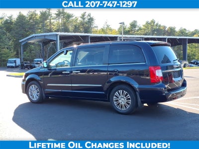 2015 Chrysler Town & Country Touring-L