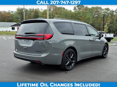 2025 Chrysler Pacifica Limited