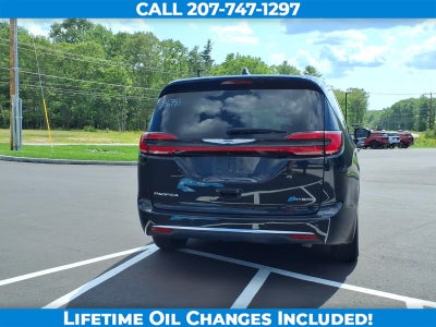 2024 Chrysler Pacifica Hybrid Select