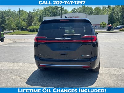 2023 Chrysler Pacifica Hybrid Limited