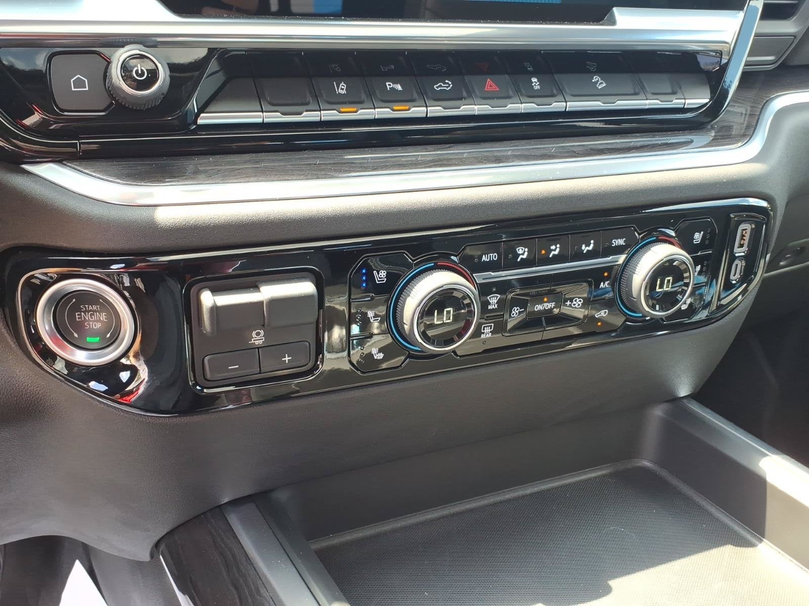 2025 Chevrolet Silverado 3500 HD LTZ