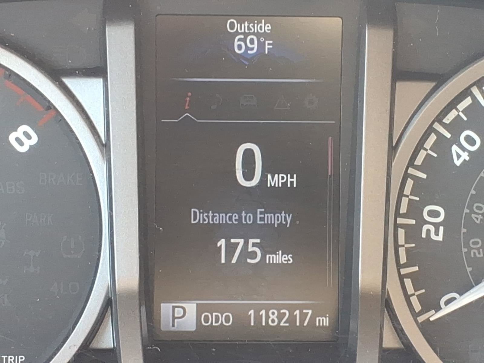 2016 Toyota Tacoma SR5